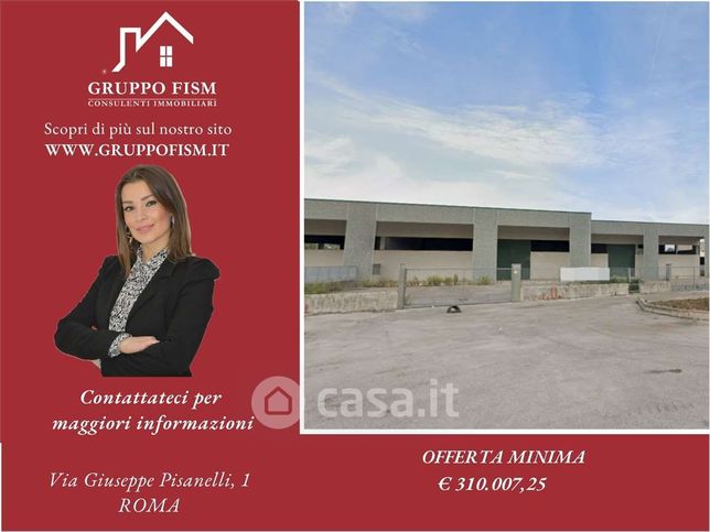 Capannone in commerciale in Strada Colle d'Alba di Levante 271