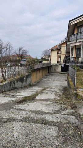 Garage/posto auto in residenziale in Via Montenero 36