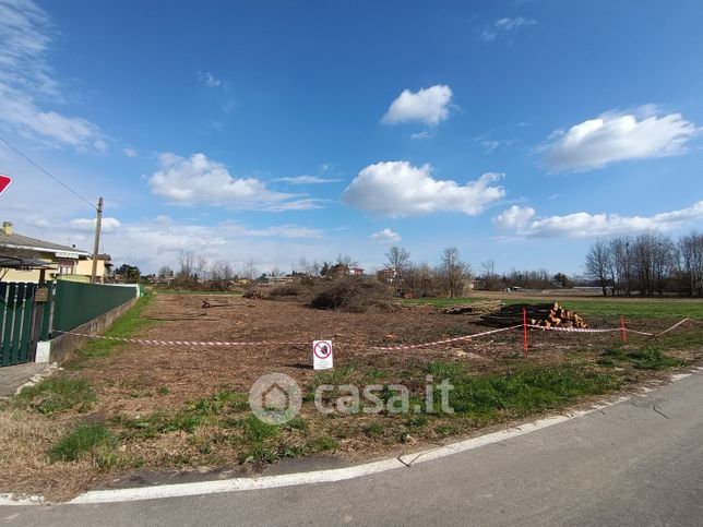 Terreno edificabile in residenziale in Via R. Sanzio