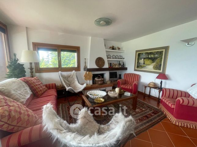Appartamento in residenziale in Via Monterotta