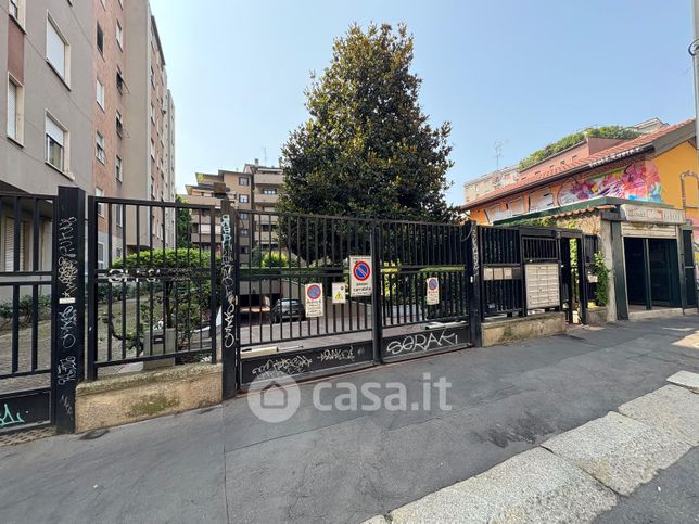 Appartamento in residenziale in Via Savona 5