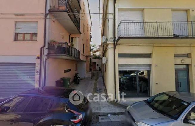 Appartamento in residenziale in Via Adige