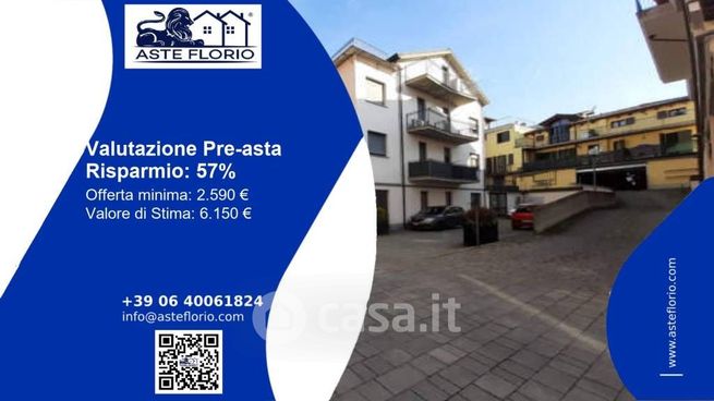 Box/posto auto in residenziale in Via San Carlo
