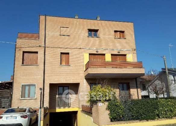 Appartamento in residenziale in Via Mondina