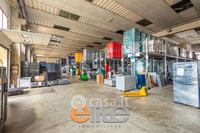 Capannone in commerciale in Via Centro Industriale Europeo 39