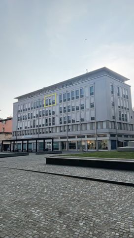 Ufficio in commerciale in Corso Giuseppe Garibaldi 127