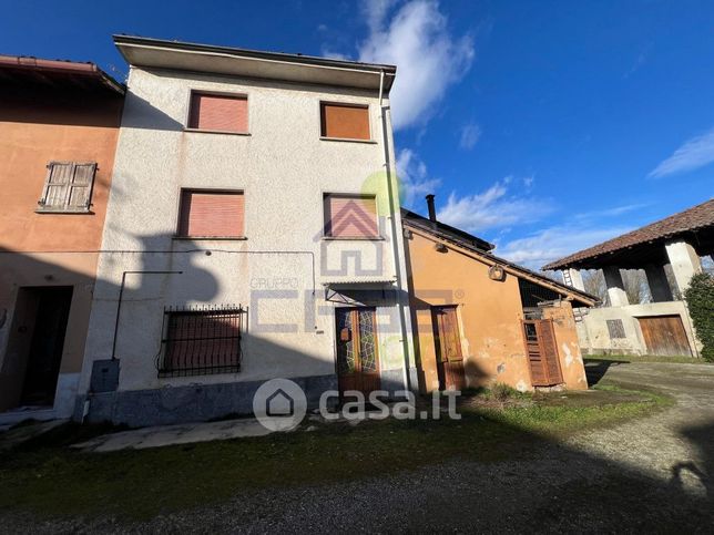 Casa indipendente in residenziale in Via XXV Aprile
