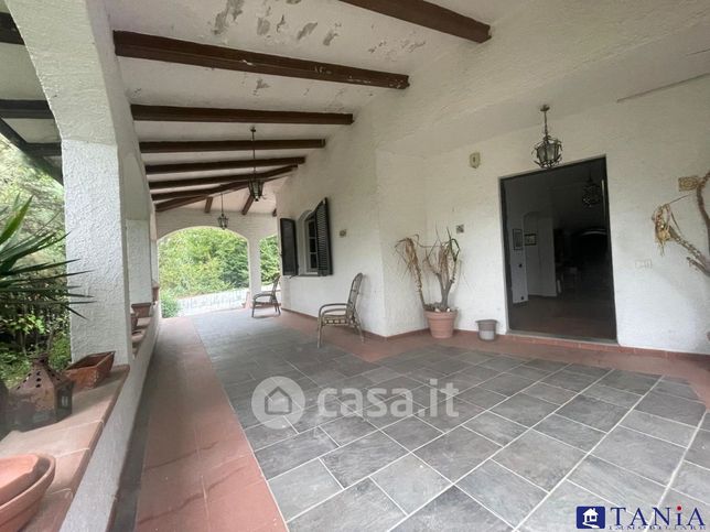 Casa indipendente in residenziale in Strada Comunale di Monteverde 23