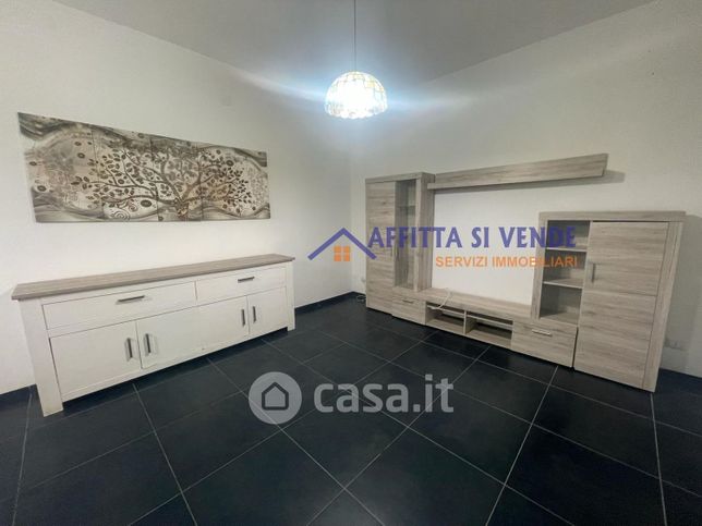 Appartamento in residenziale in Via Grammichele 32