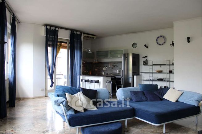 Appartamento in residenziale in Viale dei Mille 74