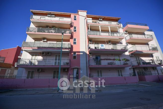 Appartamento in residenziale in Viale Stazione