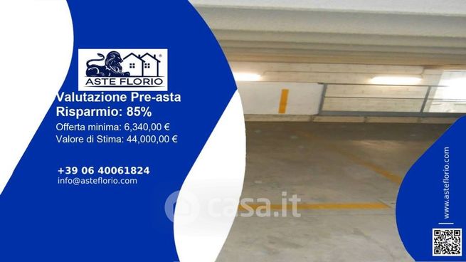 Box/posto auto in residenziale in Via A. Nobel