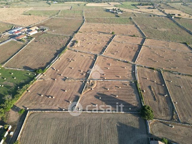 Terreno agricolo in commerciale in