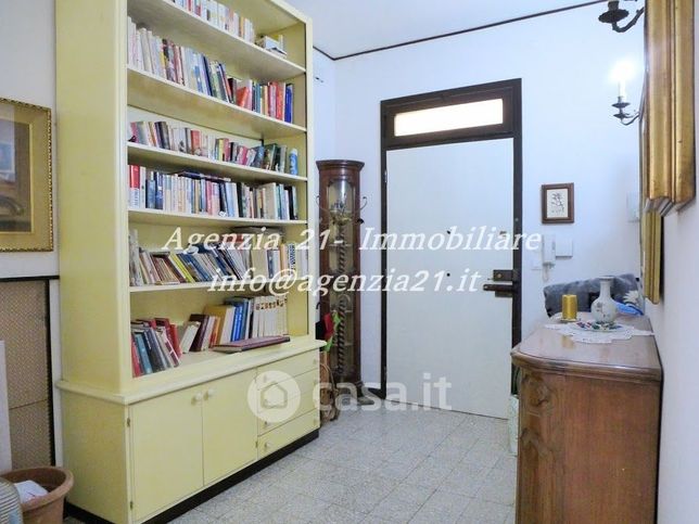 Appartamento in residenziale in Viale IV Novembre