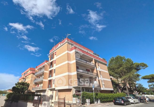 Appartamento in residenziale in Via Achille Grandi 26