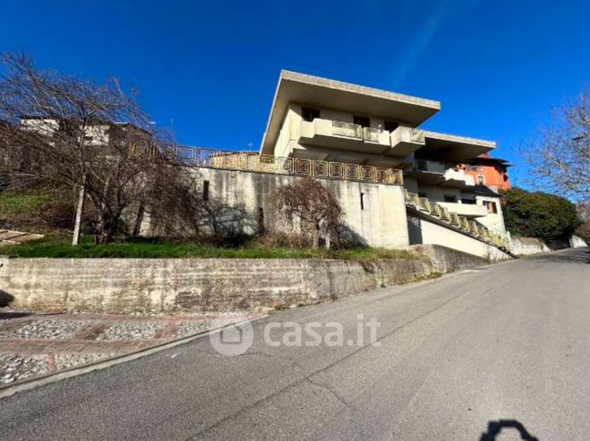 Appartamento in residenziale in Frazione Sambucetole, Via Del Fiume 78