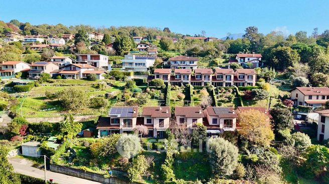 Villetta a schiera in residenziale in Via Aronne Moroni 14