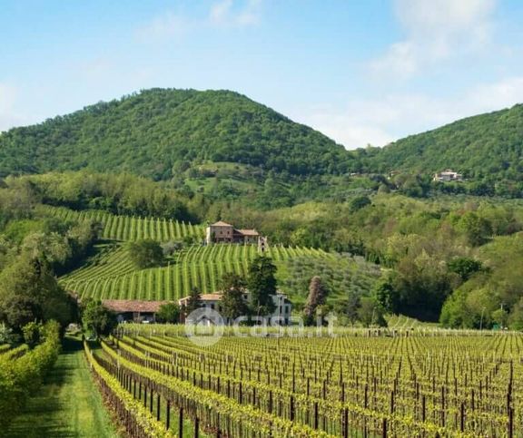 Terreno agricolo in commerciale in Via Lisbona