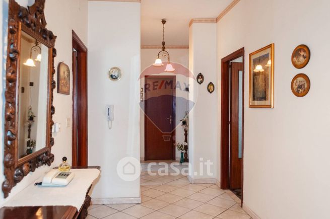 Appartamento in residenziale in Via Casmene 19