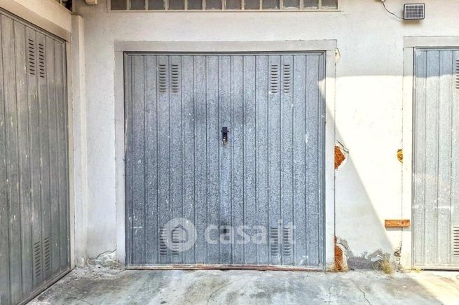 Box/posto auto in residenziale in Piazza Castello
