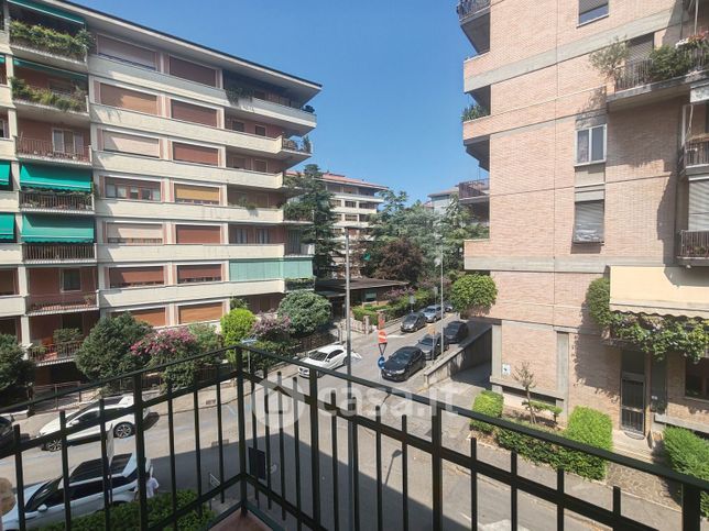 Appartamento in residenziale in Via Angelo Butturini 12