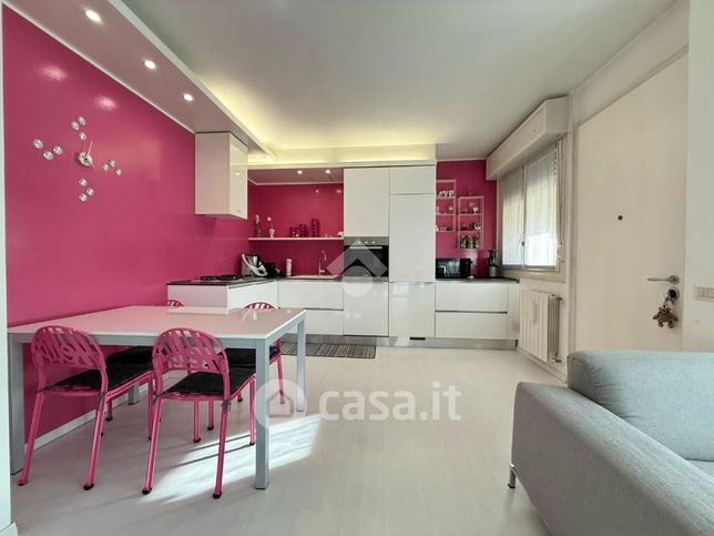 Appartamento in residenziale in Via Firenze 16