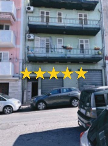 Appartamento in residenziale in Via Flavio Gioia