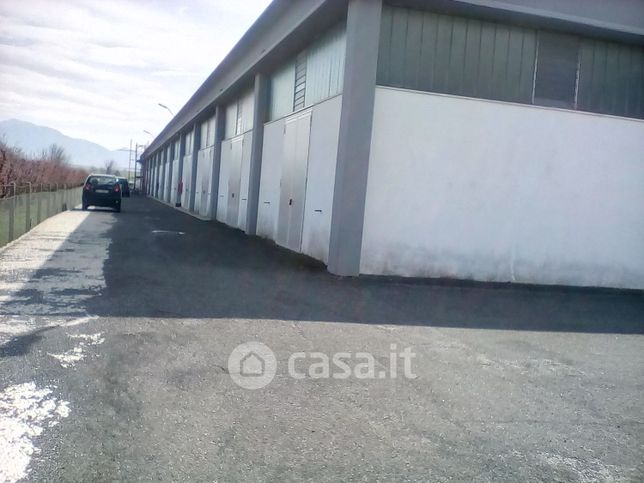 Capannone in commerciale in Traversa del Grillo