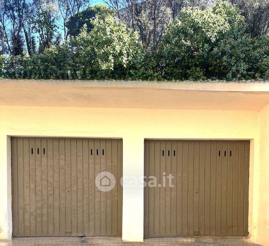 Garage/posto auto in residenziale in Viale Luigi Merello 81