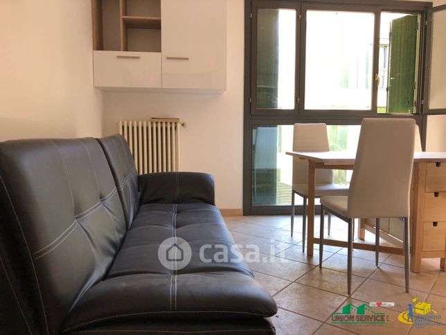 Appartamento in residenziale in Via delle Basse 1