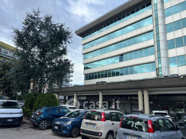 Ufficio in commerciale in Via Arcora