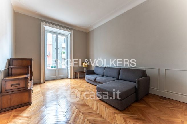 Appartamento in residenziale in Via Abbondio Sangiorgio