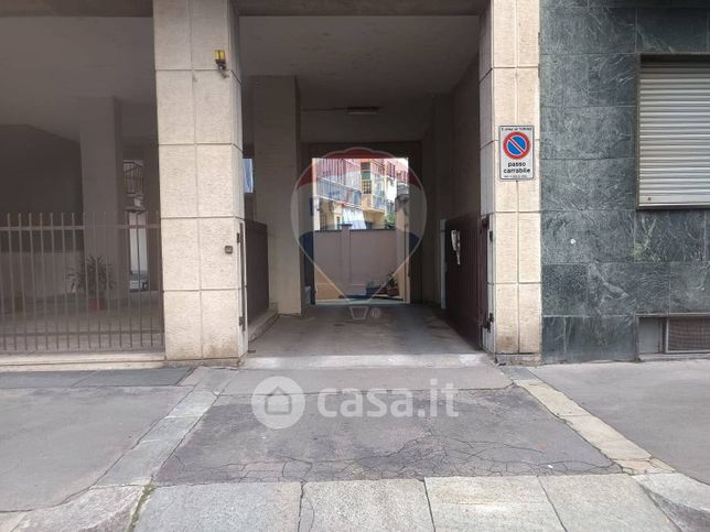 Garage/posto auto in residenziale in Via Bistagno 19