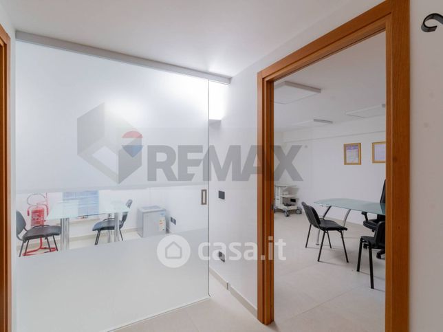 Ufficio in commerciale in Via Paolo Paternostro 94