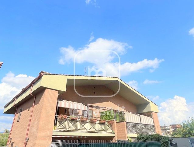 Appartamento in residenziale in Via Rocca di Cambio