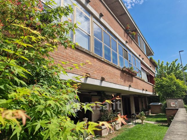Appartamento in residenziale in Vicolo del Pesco