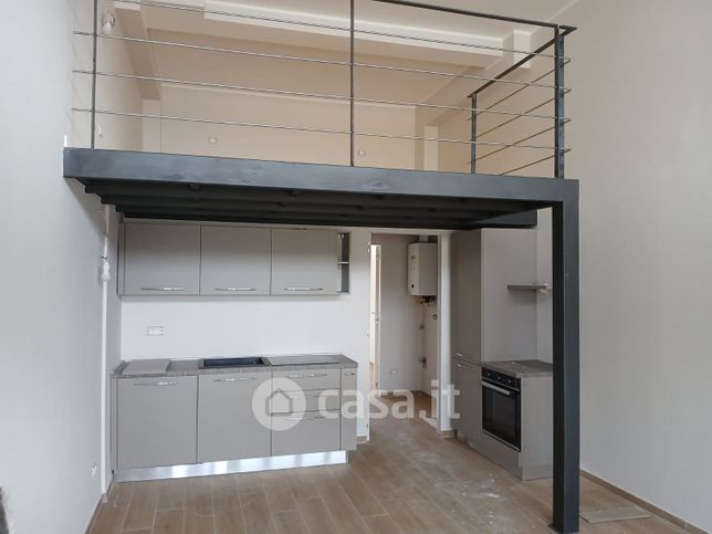 Appartamento in residenziale in Via del Mare 45