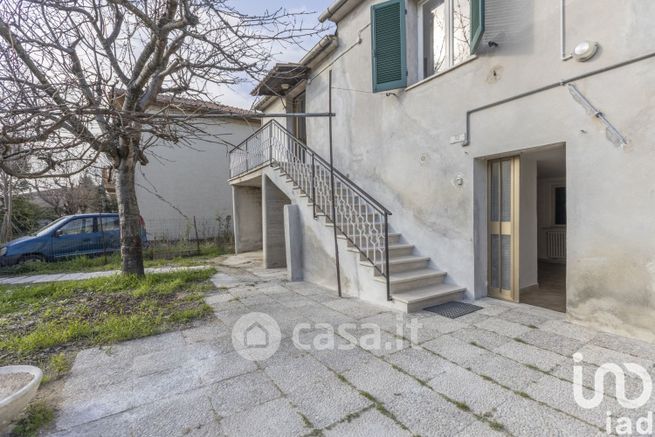 Casa indipendente in residenziale in Via Montoro Vecchio 52