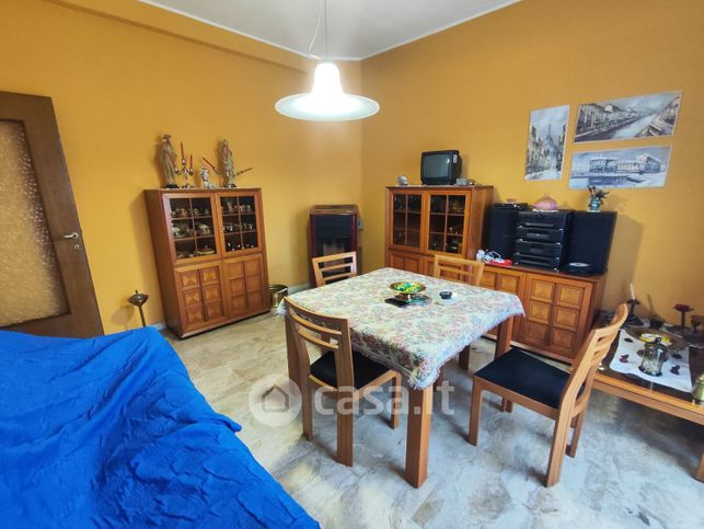 Appartamento in residenziale in Via Monte Bianco 77