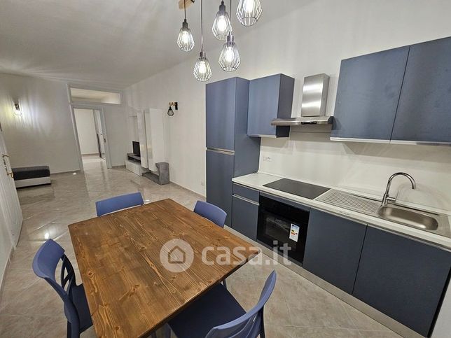 Appartamento in residenziale in Via Alessandro Manzoni 239