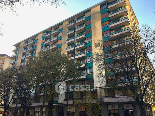 Appartamento in residenziale in Corso Peschiera 319