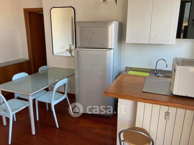 Appartamento in residenziale in Via Numa Pompilio 10