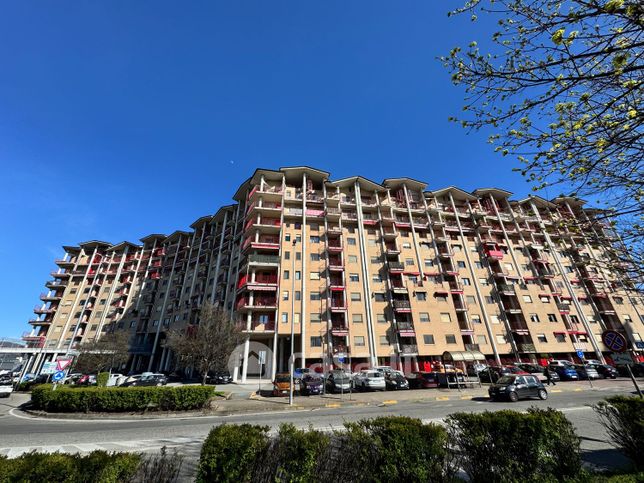 Appartamento in residenziale in Via Debouchè 1
