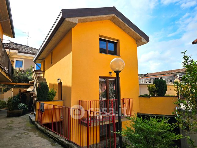 Appartamento in residenziale in Via Dante Alighieri 66