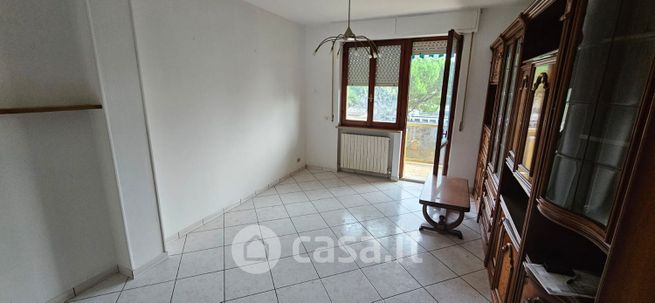 Appartamento in residenziale in Via Ancona