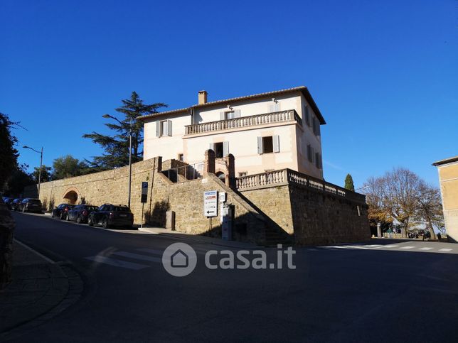 Villa in residenziale in Piazza Camillo Benso Conte di Cavour 6