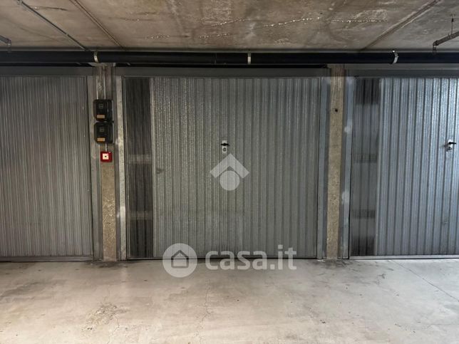 Box/posto auto in residenziale in Via San Giovanni Bosco