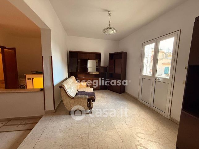 Appartamento in residenziale in Via Dante Alighieri 133