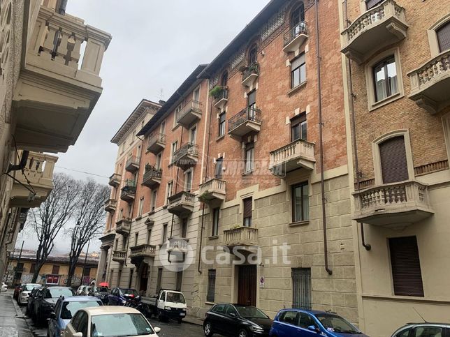 Appartamento in residenziale in Via Governolo 3