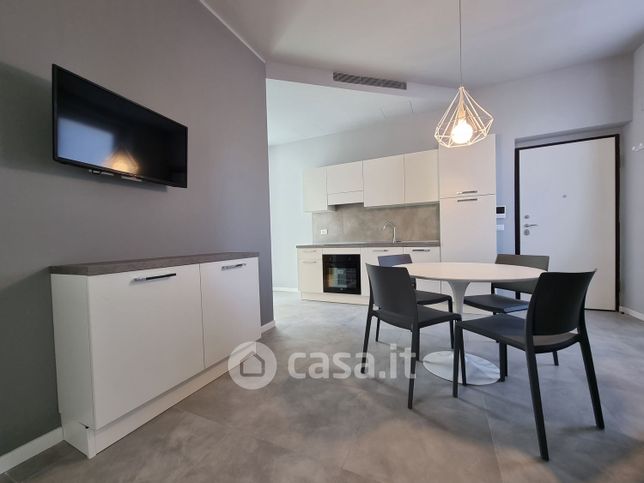 Appartamento in residenziale in Via Varesina 31